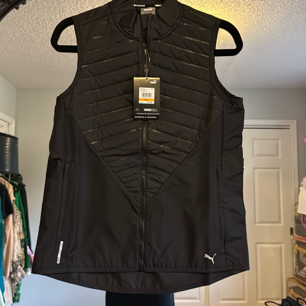 Puma run puffer vest Size Small